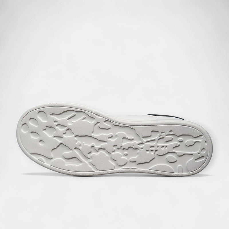 Eva Eleganti Minimalistiset Kaupunkijuoksukengät" could be rewritten as "Eva Eleganti Minimalist Urban Running Shoes.