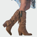 "Mukavat Nahkasaappaat" can be rewritten as "Mukavat Nahkasaappaat - Tyylikkäät ja Kestävät" (Comfortable Leather Boots - Stylish and Durable).