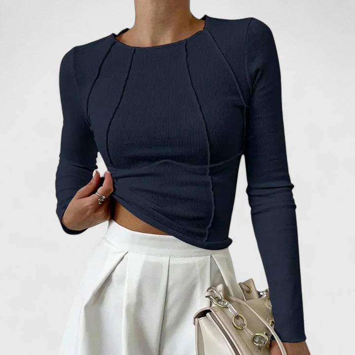 Lara - Long Sleeve T-Shirt