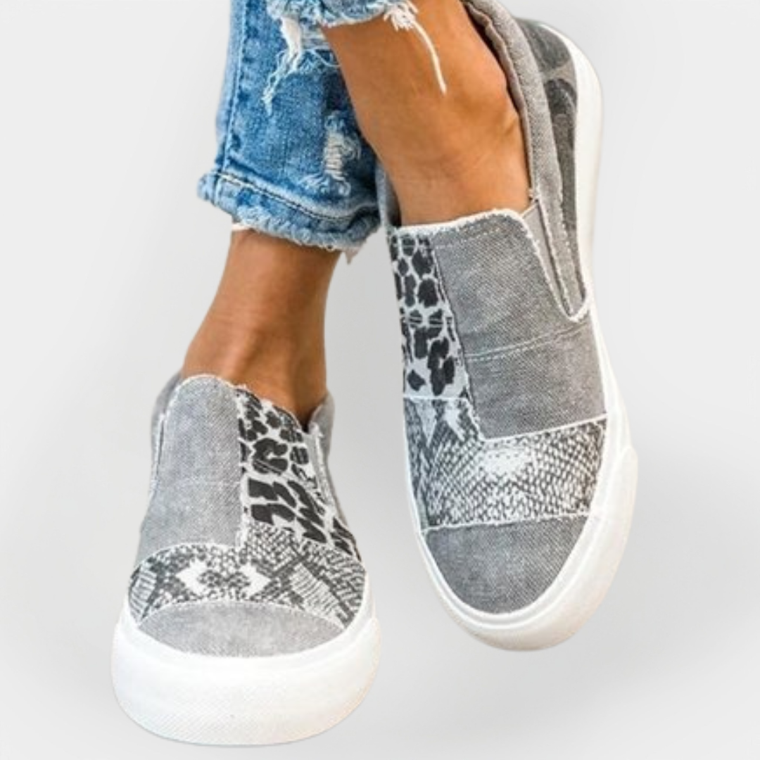Magdalēna Elegant Urban Sneakers with Animal Print