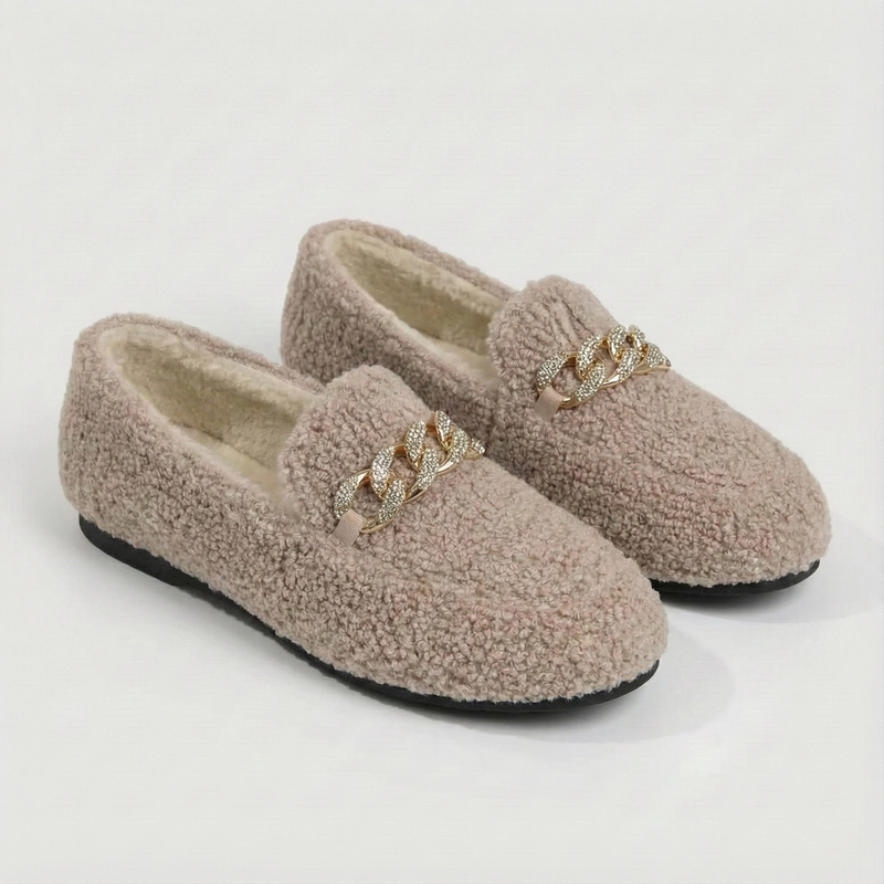 Karolína | Velvet Moccasins with Gold Chain