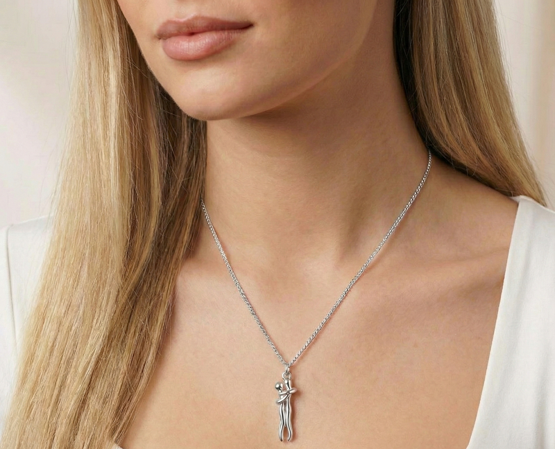 Susan™ | Love Necklace