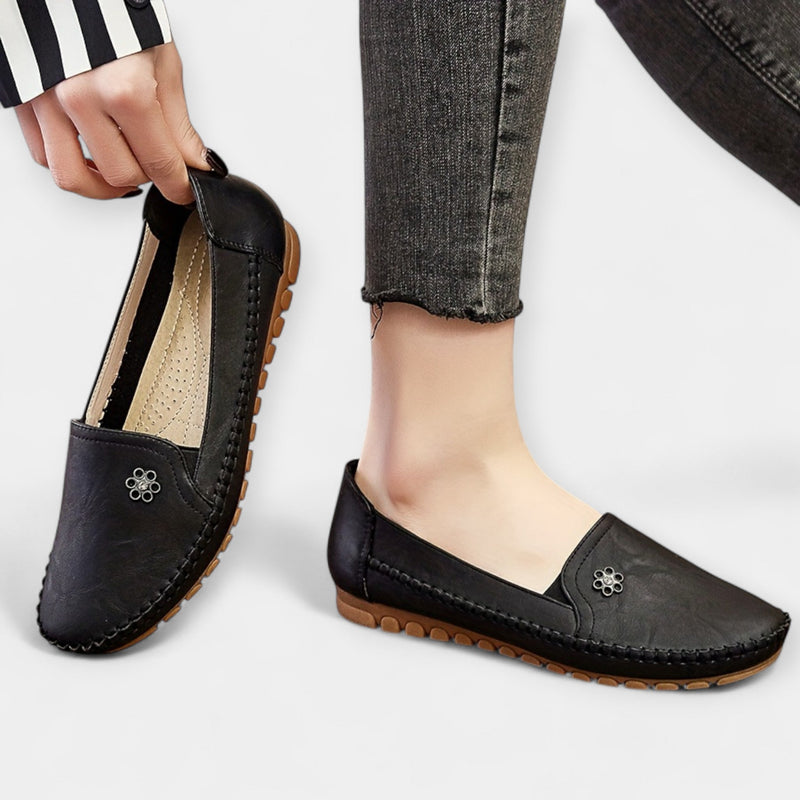 Karolína Elegants Slip-On Tennarit – Mukavat Päivittäiseen Käyttöön