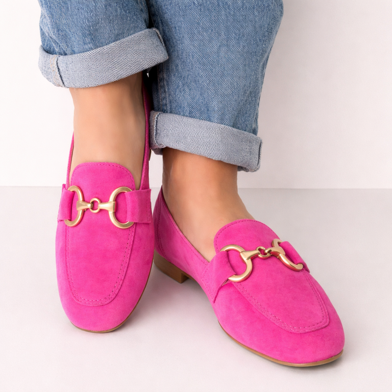 Mae | Tyylikkäät loafers kultaisilla yksityiskohdilla" 

Here’s a revised version:  
"Mae | Tyylikkäät loafers kultaisilla detaljeilla